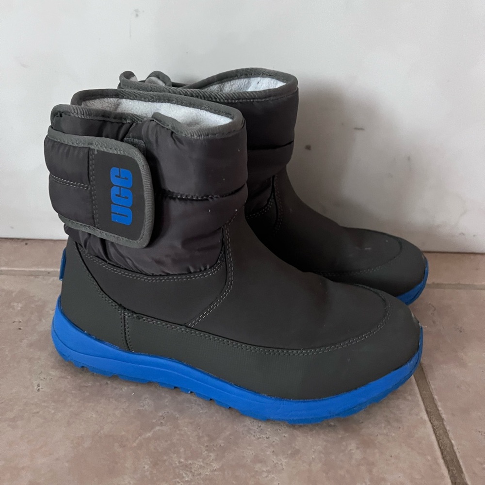 Ugg Toty Kids Winter Boots - Gray and Blue 4